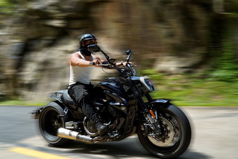 How To Ride A Cruiser Motorcycle for The First Time